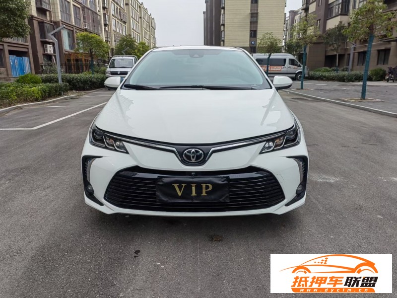  22年豐田卡羅拉轎車 
