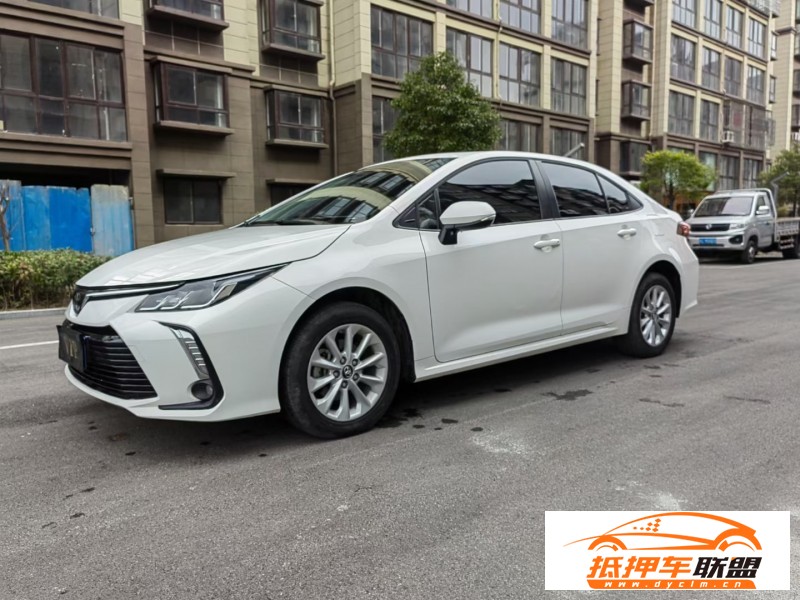  22年豐田卡羅拉轎車 
