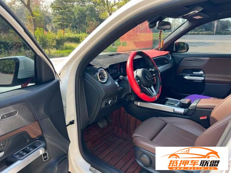  22年奔馳GLBSUV 