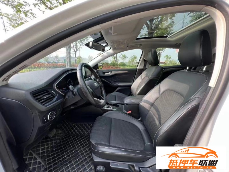  19年福特福克斯轎車 